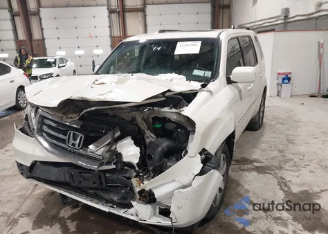 2013 Honda Pilot Touring from USA, damaged, VIN 5FNYF4H98DB068467